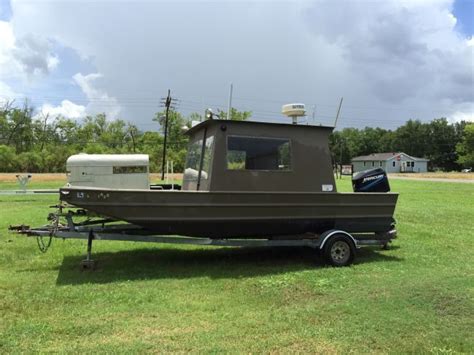 The premier Canadian camp boat and small fishing boat, the Lund SSV 14 is the perfect 14 fishing boat. . Boats for sale new orleans